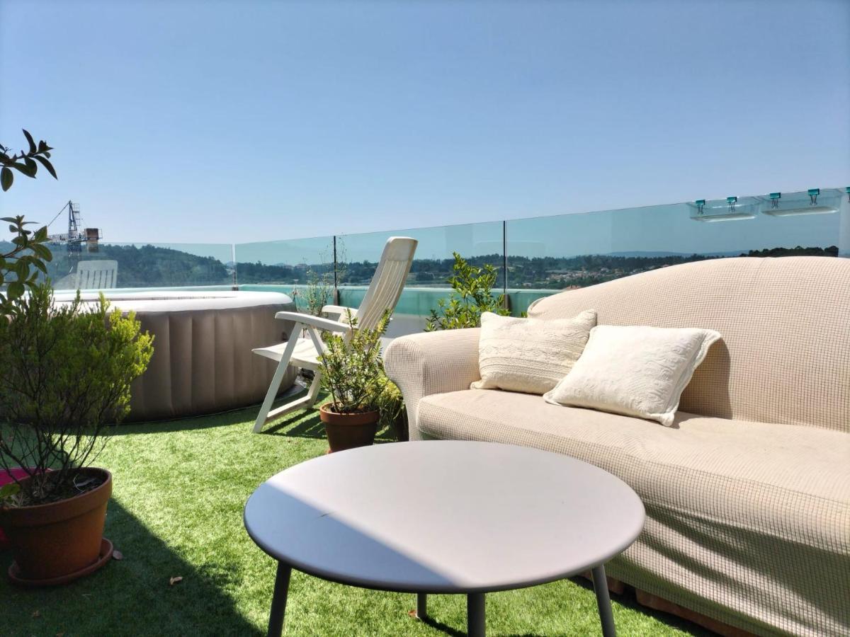 Preciosa Habitacion Suite En Atico Con Terraza Сантьяго-де-Компостела Экстерьер фото